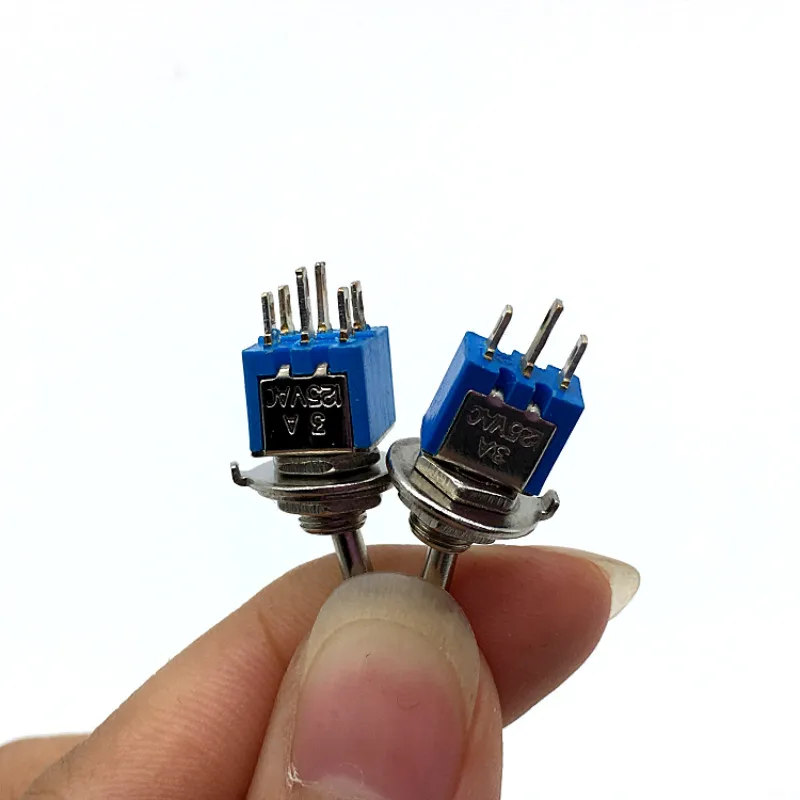 2 stuks AAN UIT AAN Schakelaar - Electronics Gadgets Sale recensie en prijs